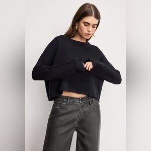 Good American - Cozy Knit Crew Neck